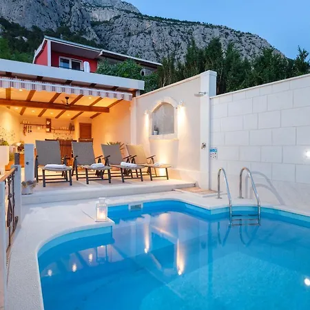 Villa Idyllic Marieta With Private Pool, Unforgettable View And Free Parking