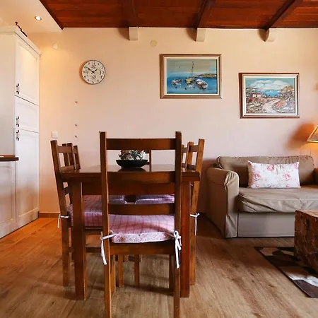 빌라 Idyllic Marieta With Private Pool, Unforgettable View And Free Parking 마카르스카