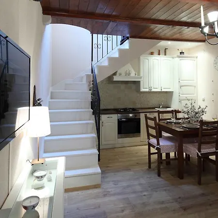 Villa Idyllic Villa Marieta With Private Pool, Unforgettable View And Free Parking *