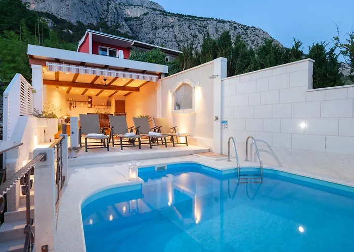 Vila Idyllic Marieta With Private Pool, Unforgettable View And Free Parking